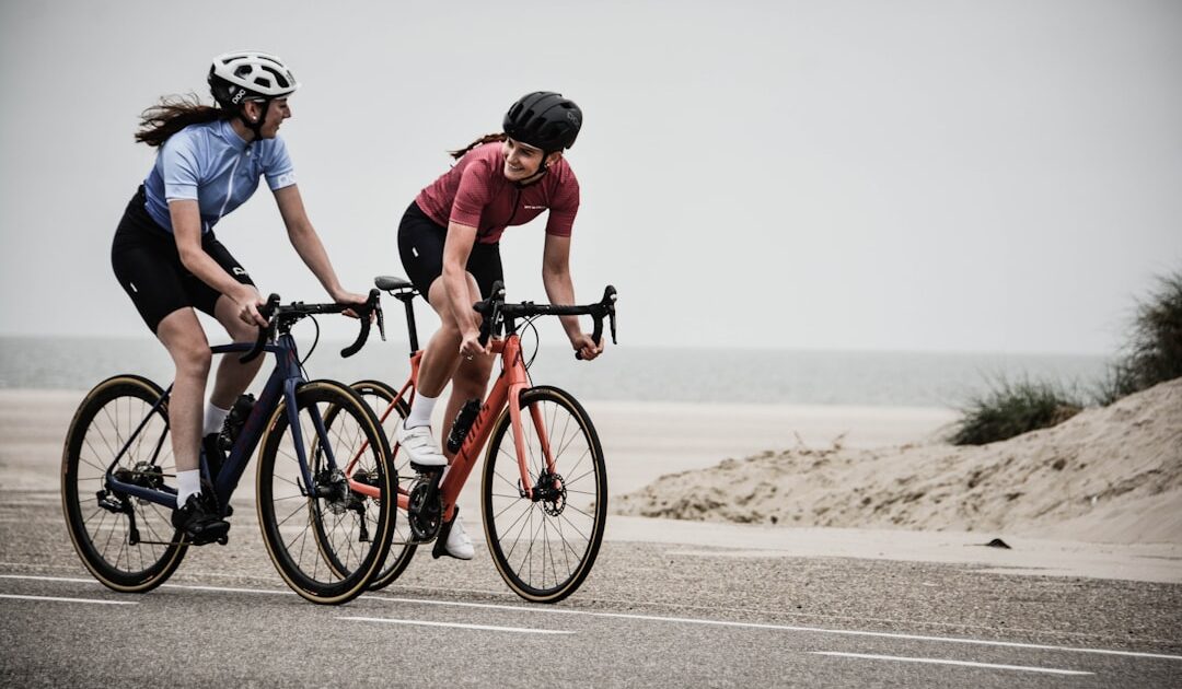Le guide ultime du cycliste 2.0 : bien équiper son vélo électrique en 2026