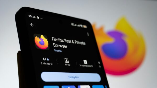 Mozilla s’allie à Mistral pour intégrer un nouvel assistant IA directement dans Firefox