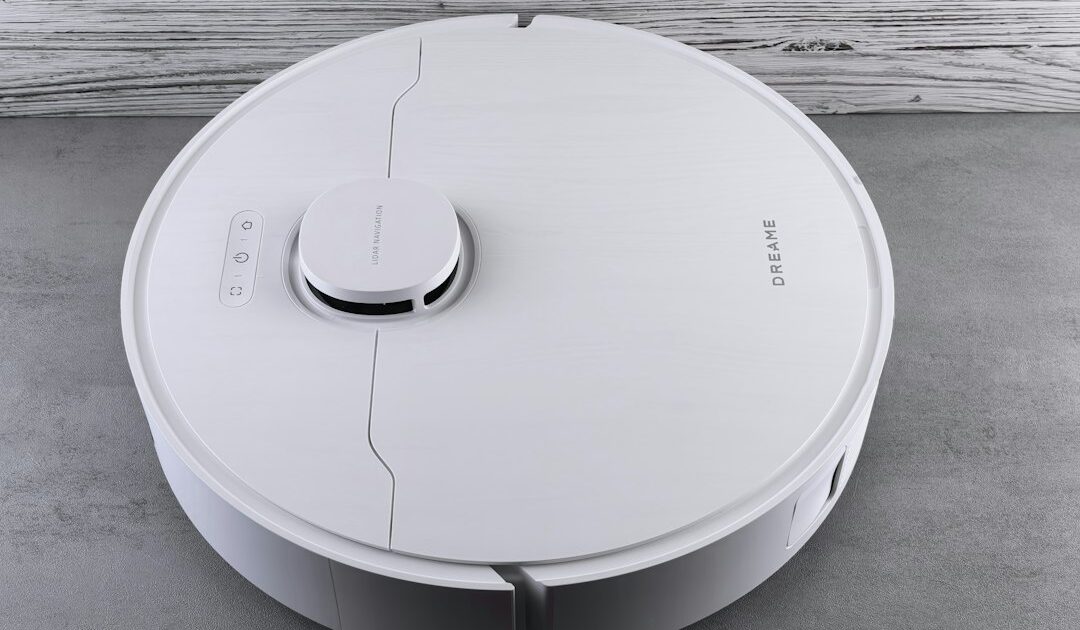 Dreame Matrix10 Pro : ce robot aspirateur qui change seul de serpillière perd 400 €