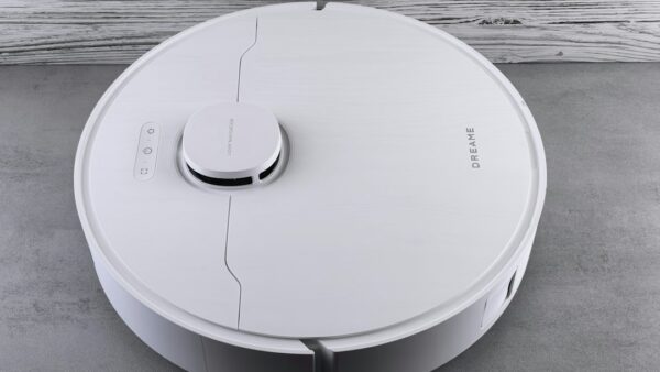 Dreame Matrix10 Pro : ce robot aspirateur qui change seul de serpillière perd 400 €