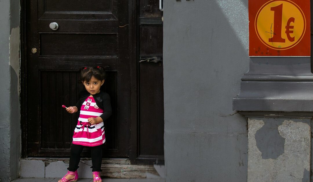 Joindre son enfant, le localiser, être alerté : ce forfait mobile pense à tout, sans smartphone