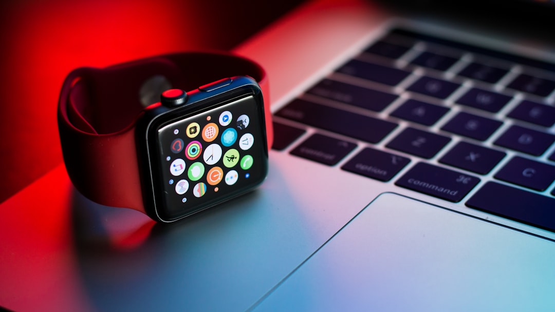 Apple Watch Series 12 et Ultra 4 : les montres redémarrent toutes seules, le Neural Engine pointé du doigt