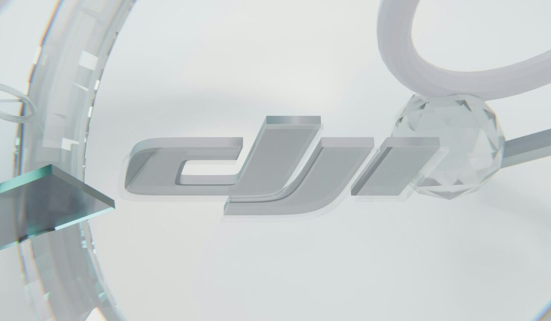 Cette station DJI alimente une plaque à induction et coûte 250 € de moins