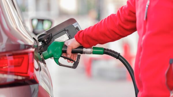 Le prix des carburants va t-il dépasser 3 euros en France ?