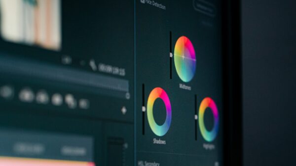 Adobe Premiere débarque sur Android avec une appli gratuite