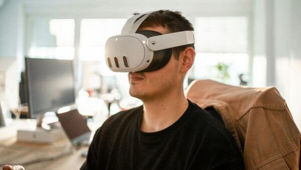J’ai essayé les Meta VR Glasses : suivi des yeux bluffant, poids plume et gros potentiel