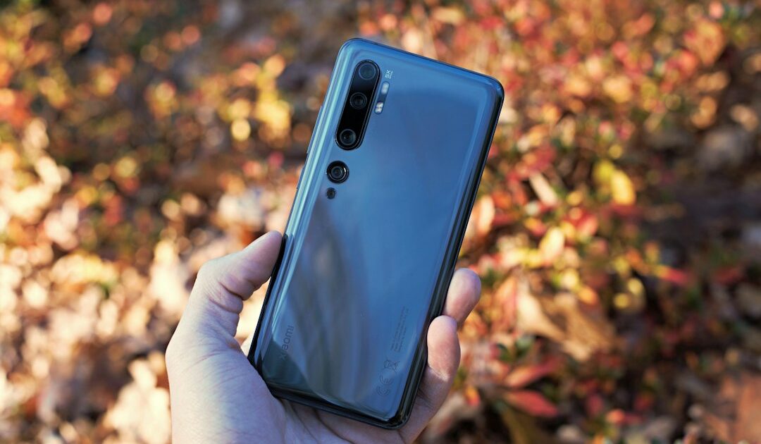 J’ai pris en main le Xiaomi 18 Pro Max : 500 mégapixels combinés, écran de confidentialité et écran arrière dopé