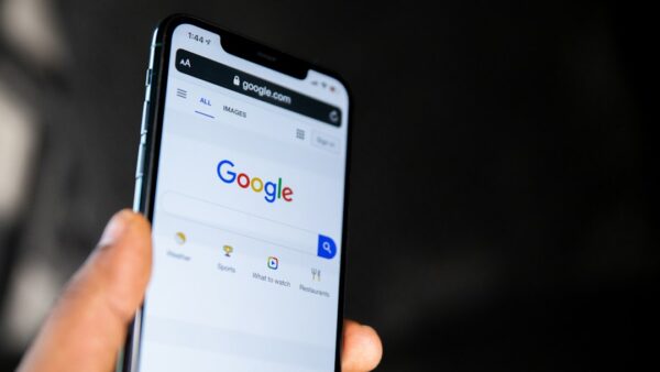 Google Messages : un bug frustrant oblige à revenir en arrière