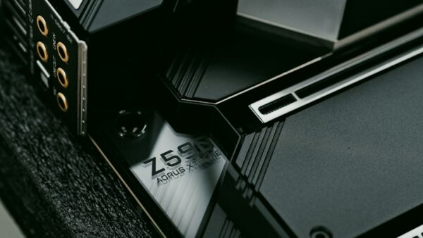 Leclerc ôte 450 € au costaud HP Omen Max 16 sous RTX 5070 Ti et Ryzen AI 7