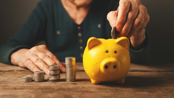 Budget 2027 : pensions de retraite, arrêts-maladies, cotisations patronales… Les niches fiscales de nouveau ciblées par le gouvernement