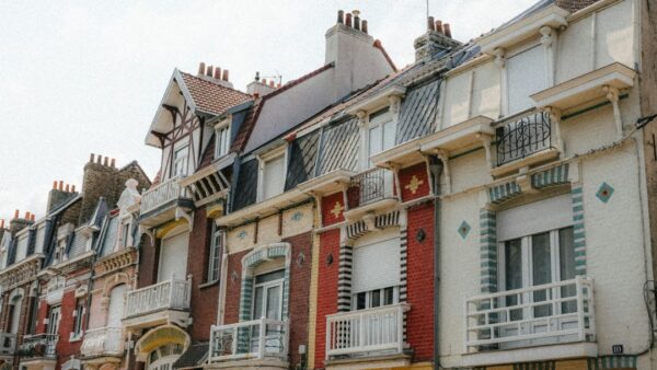 Pour un logement mis sur le marché, jusqu’à 1 700 dossiers concurrents dans certaines villes : pourquoi le parc locatif privé doit devenir l’obsession des décideurs
