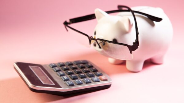 Budget 2027 : retraités, étudiants, épargne oubliée… qui paie les 54 milliards ?