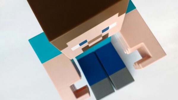 Minecraft a droit à son premier artbook officiel en France, le voici en précommande