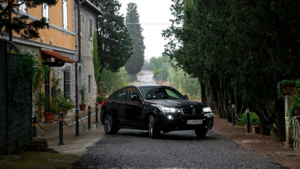 Prête à terrasser la BMW i3 ? À moins de 45 000 €, la future Polestar 2 changera radicalement de visage