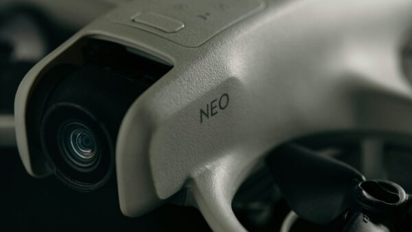 DJI Neo 2 : idéal pour débuter, ce drone devient ultra-attrayant à ce prix ratatiné  