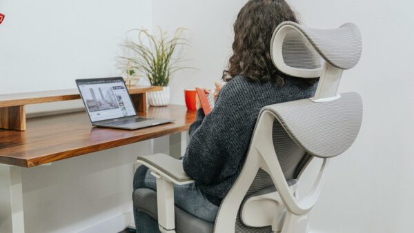J’ai quitté ma chaise ergonomique pour voir ce que valait cette chaise gaming XL de DXRacer