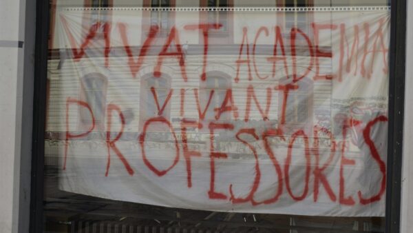 Professeurs absents, cours non remplacés, dotations variables… Les lycées face aux limites du budget de l’Éducation nationale