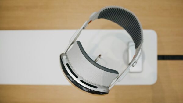 Oubliez le casque VR Apple à 3000€, ce Meta Quest 3S est 10x moins cher sur Amazon