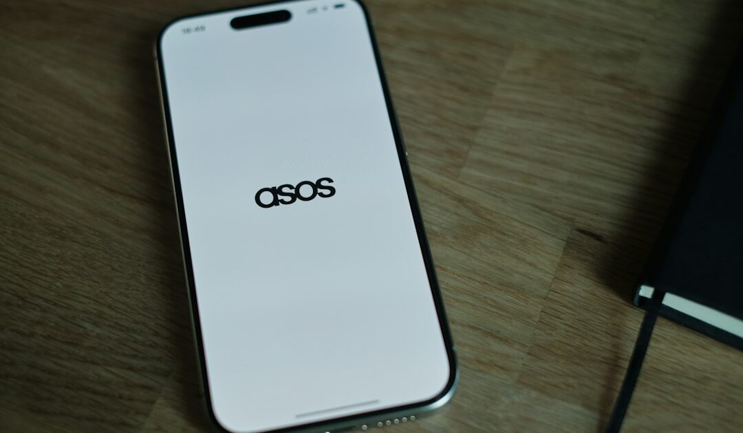 Notification « ASOS HACKED » : ce que l’on sait du piratage revendiqué du géant de la mode en ligne