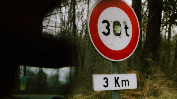 À 3 000 km sous terre, une « bosse » de 20 mètres suffit à dérégler légèrement la durée des journées