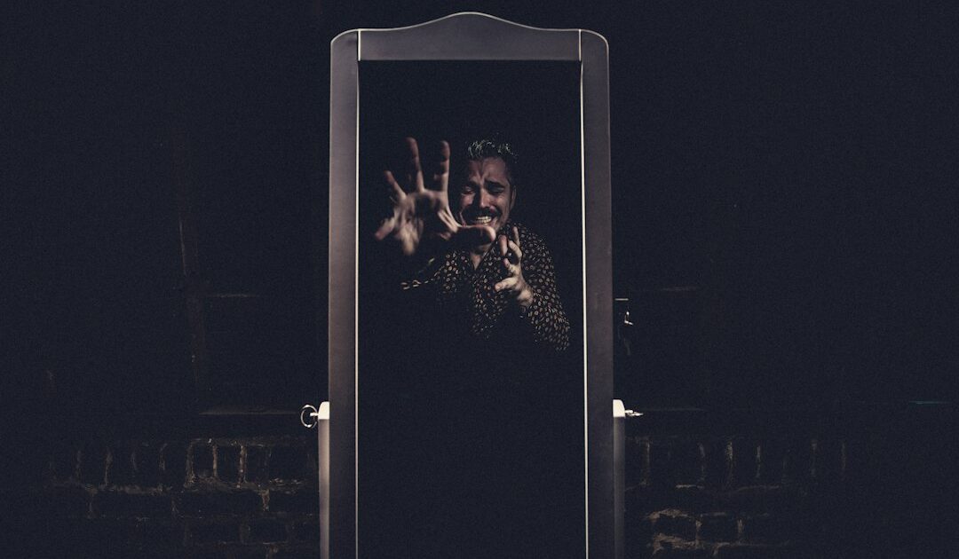 Sons effrayants, phares qui clignotent, photobooth : Tesla lance son Halloween Mode