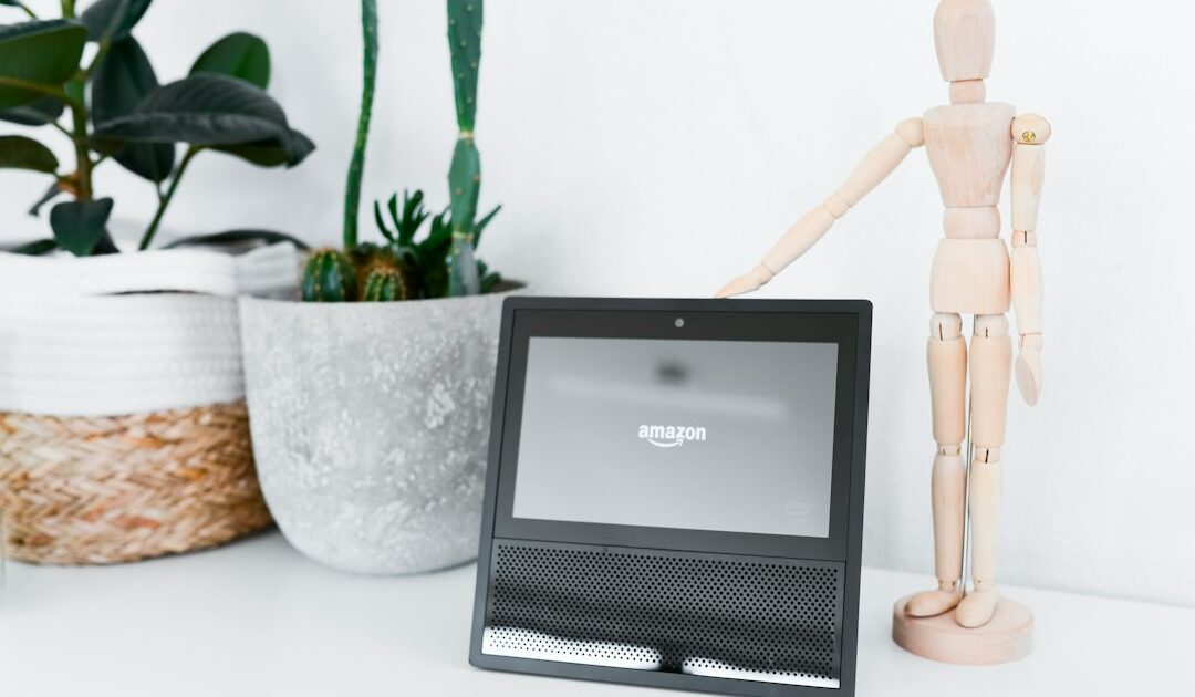 Amazon dévoile l’Alexa Tablet Pro, son concurrent de l’iPad avec un écran papier et le Play Store