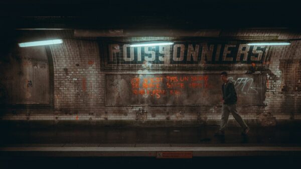 C’est officiel : la série Blade Runner 2099 arrive en novembre et Amazon n’a pas lésiné sur les moyens