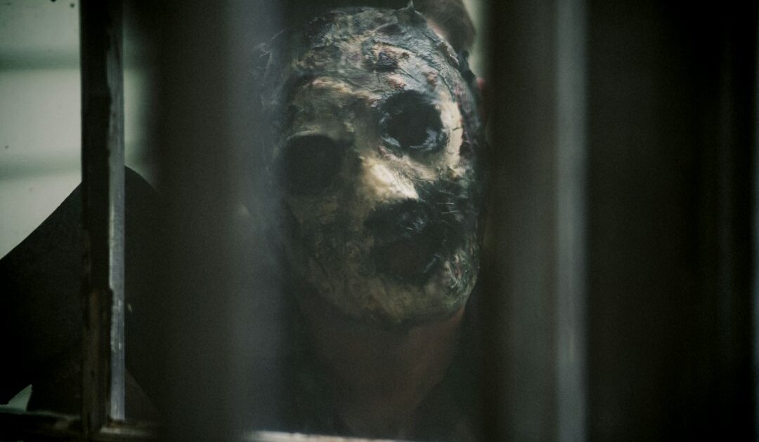 On a vu Below, la meilleure série horrifique Netflix du moment pour Halloween 2026 ?
