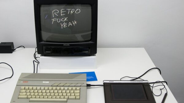 L’Atari 800XL de 1983 revient en précommande avec un vrai clavier mécanique et 25 jeux