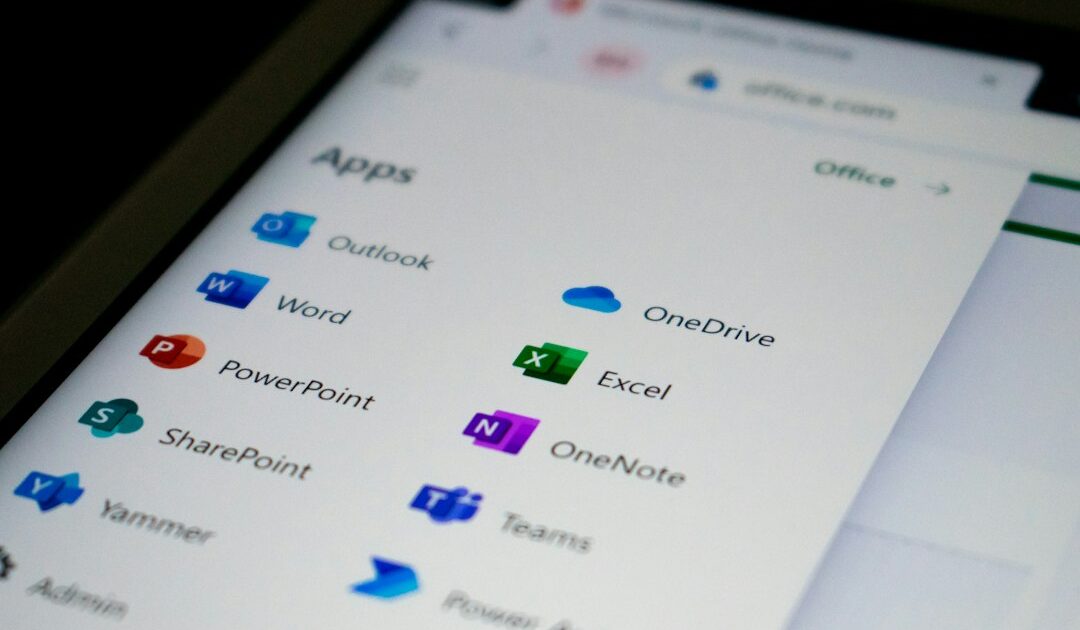 Après Photoshop, il recrée Microsoft Word et Excel en version gratuite grâce à l’IA