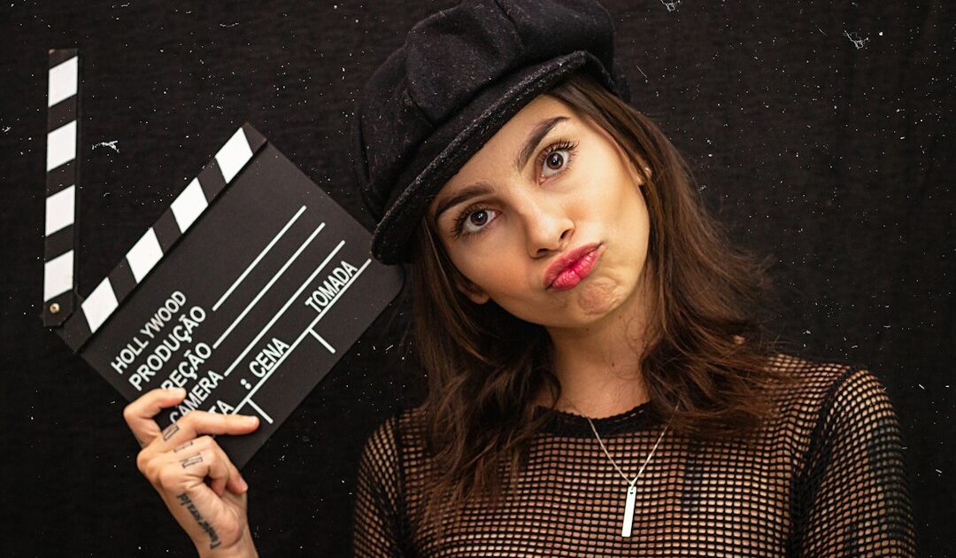 Du bonnet malicieux au feutre de cinéma : les chapeaux Borsalino donnent du relief aux tenues d’automne