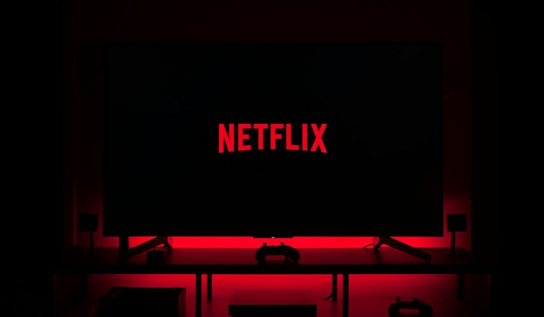 Netflix licencie 1 000 salariés malgré sa croissance, les investisseurs s’inquiètent