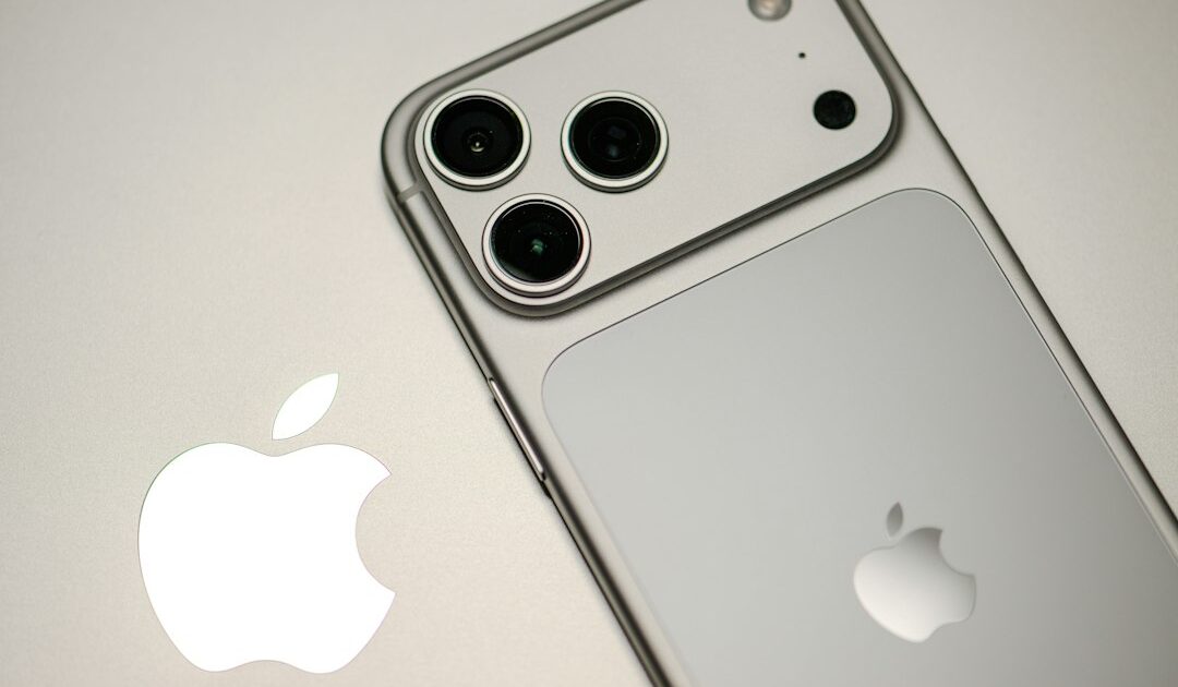 De la fin de l’iPhone aux pliables « médiocre et bas de gamme » de la concurrence : le nouveau PDG d’Apple se livre