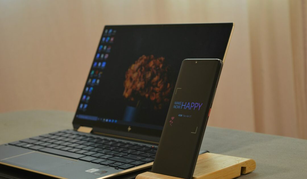 Ce PC portable HP OLED de 16″ avec puce Snapdragon X et autonomie XXL perd 150 €, un must pour travailler
