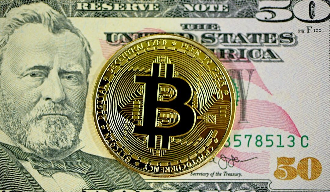 Rendement en bitcoin ou en dollars : même stratégie, résultats opposés