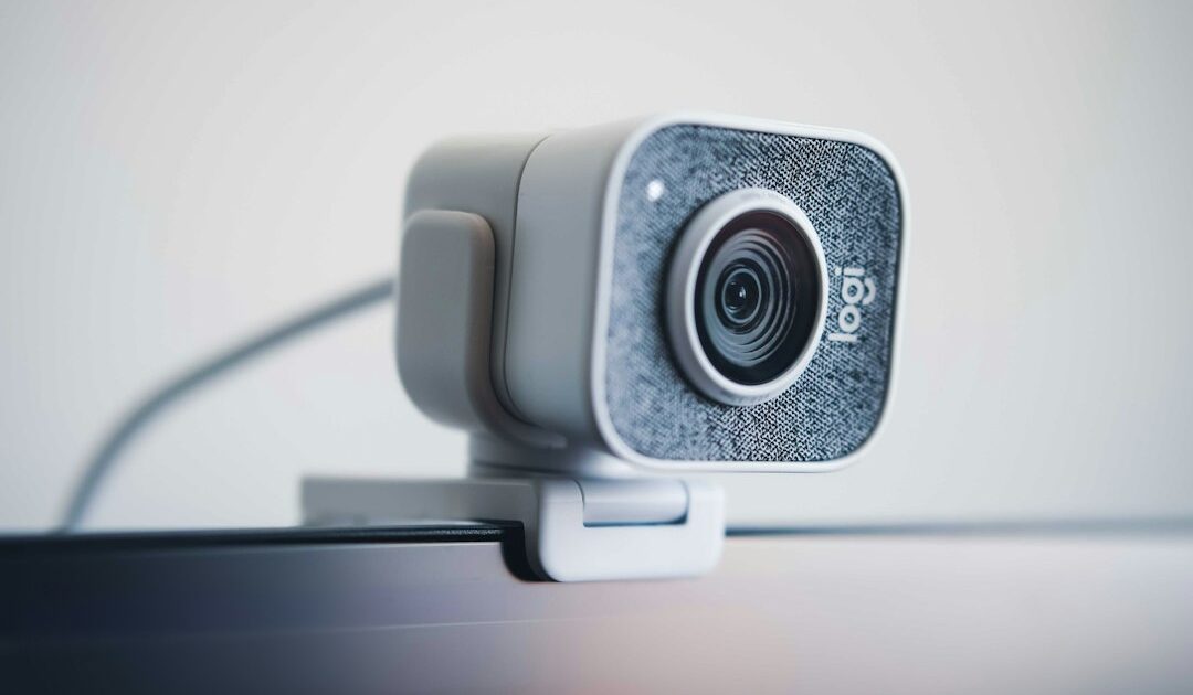 Quelle webcam pour PC ou Mac choisir en 2026 ?