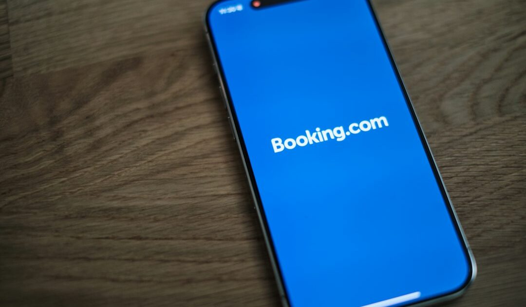 Arnaques sur Booking : l’Europe ouvre une enquête suite à une vague d’escroqueries