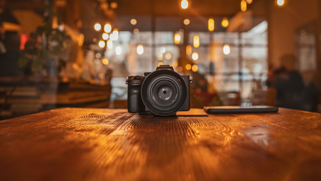 Cette caméra connectée est à moitié prix sur Amazon et elle fonctionne sans abonnement