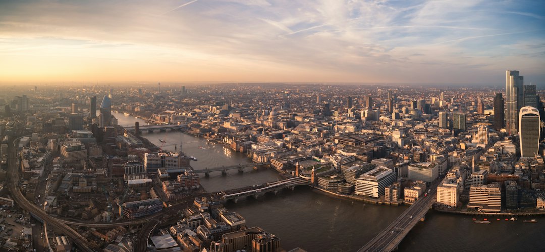 Revolut sous surveillance : Londres fait examiner ses lancements de produits