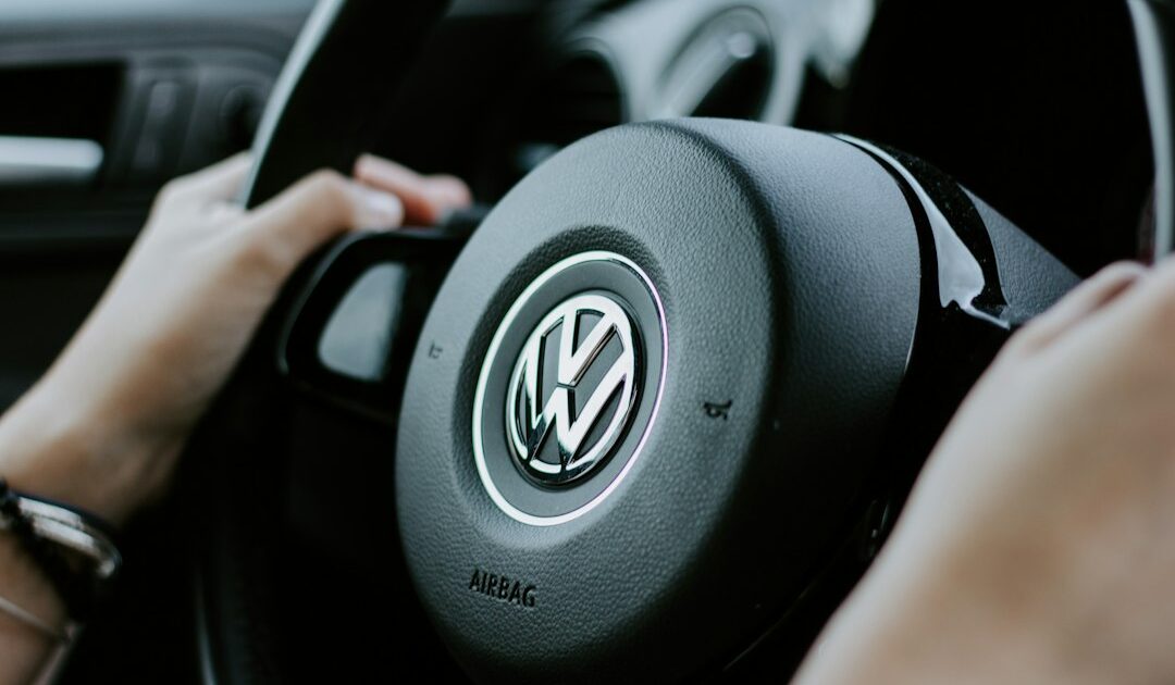 10 000 commandes en 19 heures : Volkswagen fait un carton en Chine avec sa berline électrique à 10 700 €