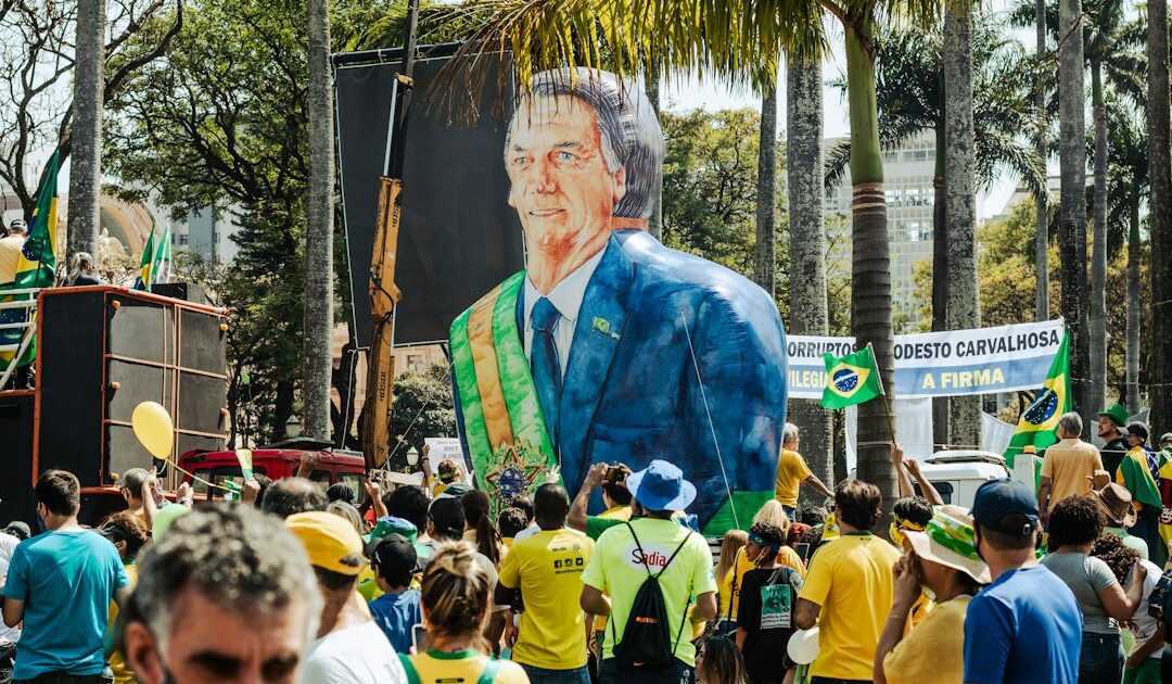 Flávio Bolsonaro aux États-Unis : le candidat battu a fui le Brésil malgré une interdiction de sortie